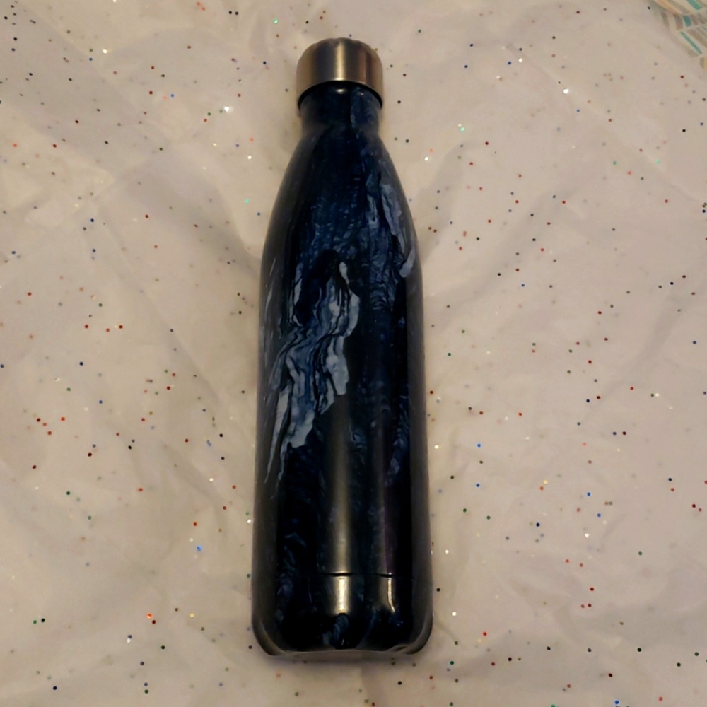 Swell 25 oz canteen
